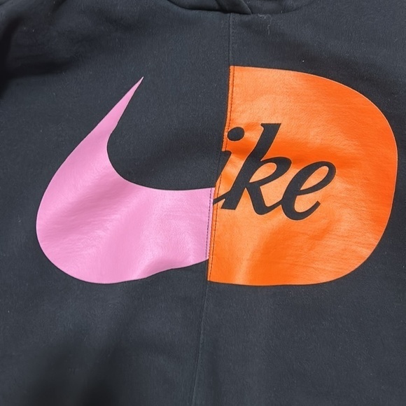 NIKE Sweatshirt - Picture 2 of 6